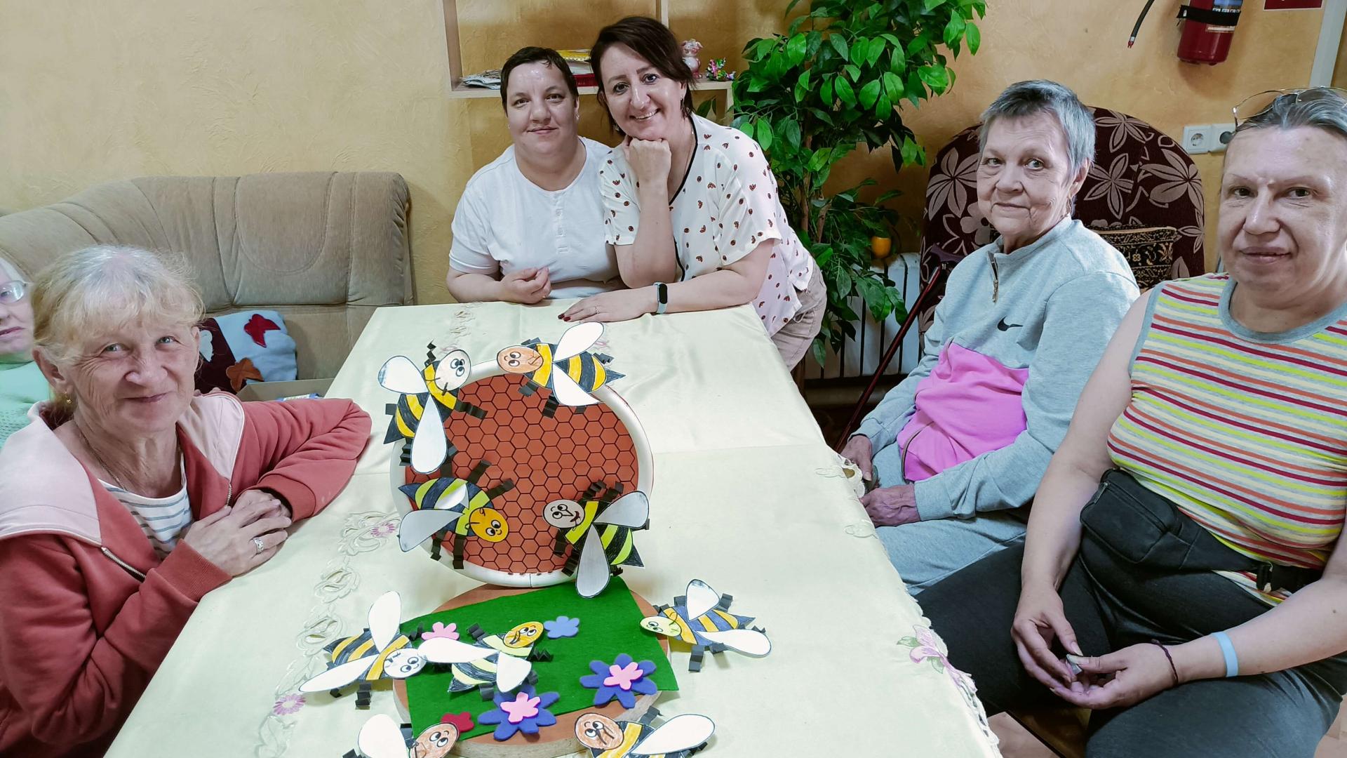 День Пчёл в Суздальском Доме-интернате